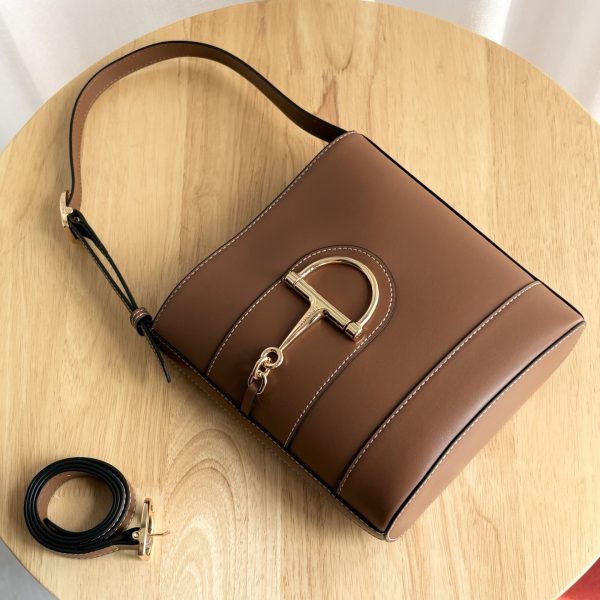 Gucci 73 Series túi xách nước nhỏ