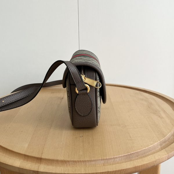 This Ophidia series GG mini shoulder bag