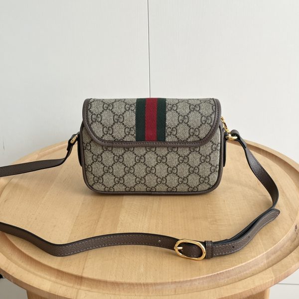This Ophidia series GG mini shoulder bag