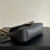 Một chiếc GG Marmont cổ điển. kèn trumpet