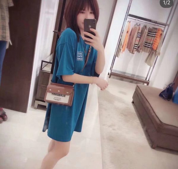 Túi xách tay Burberry, túi xách nhỏ nghiêng, da và vải vải