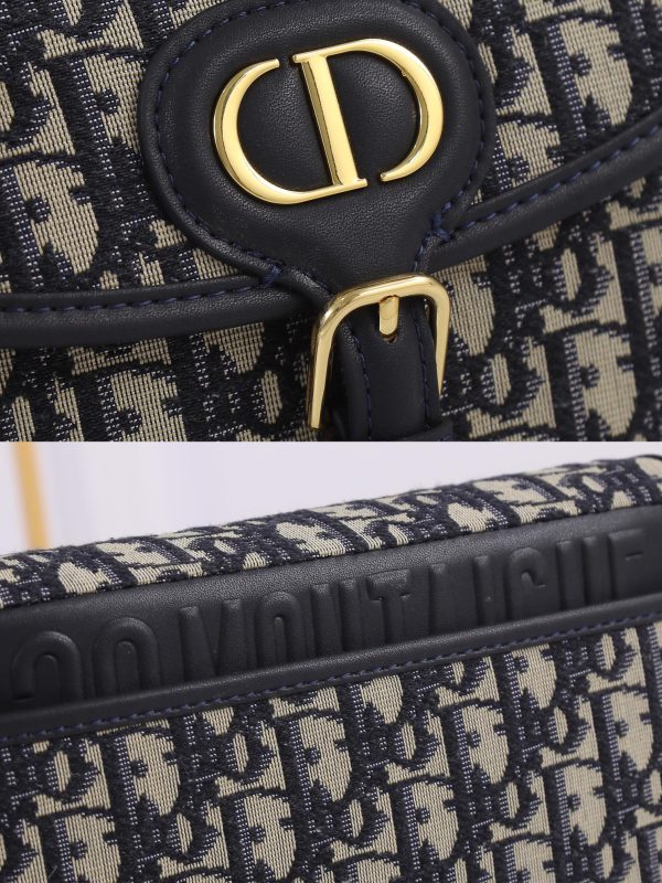 Chiếc túi xách Bobby mới của Dior