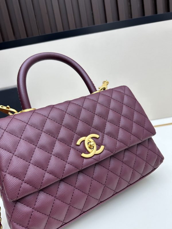 Chanel Coco Handle Ngưu vàng đen