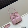 túi xách dior caro là sản phẩm mới của bộ sưu tập quần áo mặc quần áo mùa thu