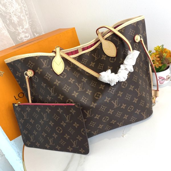 Mô hình 40995 gốc, huyền thoại túi xách Neverfull lớn nhưng không nặng nề được làm bằng vải vải Damier Ebène.