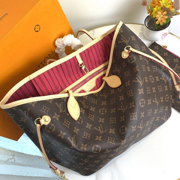 Mô hình 40995 gốc, huyền thoại túi xách Neverfull lớn nhưng không nặng nề được làm bằng vải vải Damier Ebène.
