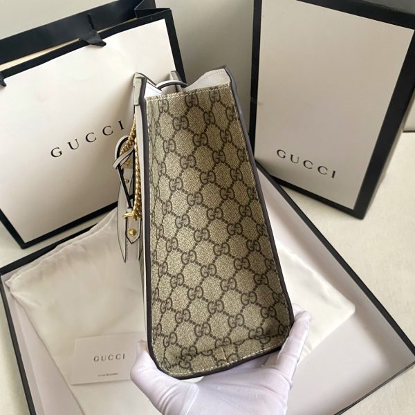Gucci Padlock khóa hai vai, ba lô