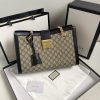 Gucci Padlock khóa hai vai, ba lô