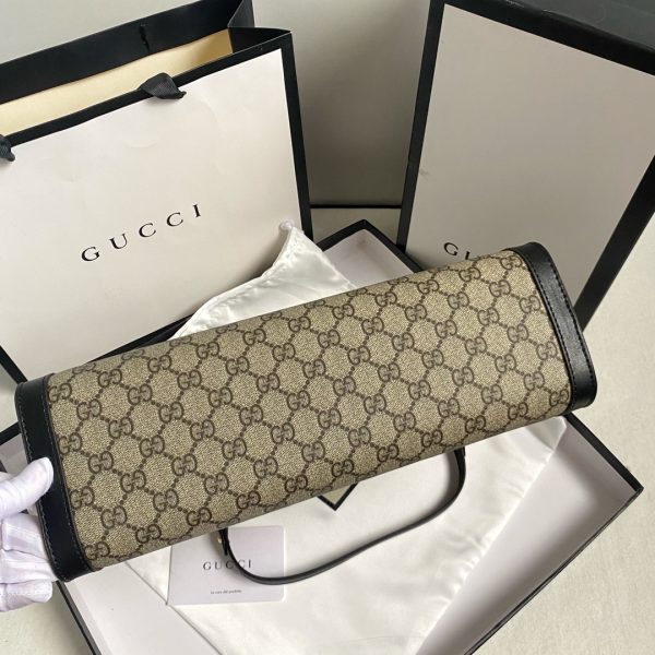 Gucci Padlock khóa hai vai, ba lô