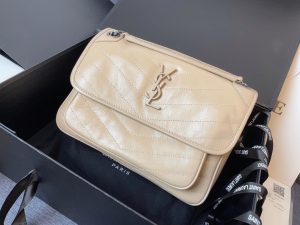 MONOGRAMME SAINT LAURENT Đóng gói trước