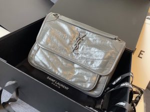 MONOGRAMME SAINT LAURENT Đóng gói trước