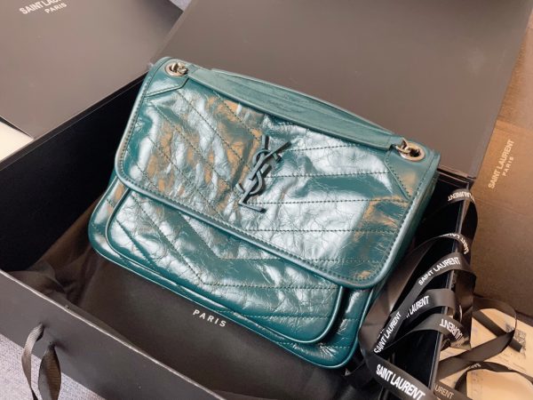 MONOGRAMME SAINT LAURENT Đóng gói trước