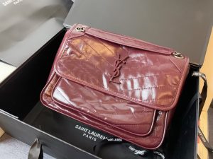 MONOGRAMME SAINT LAURENT Đóng gói trước