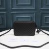 Túi máy ảnh Saint Laurent, rất tinh tế!