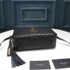 Túi máy ảnh Saint Laurent, rất tinh tế!