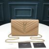 Một gói phong bì YSL cực kỳ hữu ích