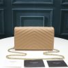 Một gói phong bì YSL cực kỳ hữu ích