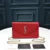 Một gói phong bì YSL cực kỳ hữu ích