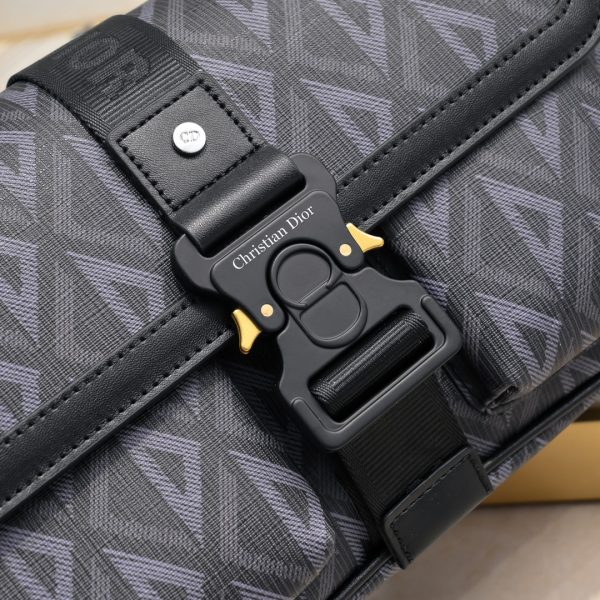 Hit the Road Messenger là một phong cách hoàn toàn mới trong mùa này
