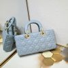 Túi Lady D-Joy thể hiện tầm nhìn sâu sắc của Dior về sự thanh lịch và vẻ đẹp