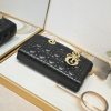 Túi Lady D-Joy thể hiện tầm nhìn sâu sắc của Dior về sự thanh lịch và vẻ đẹp