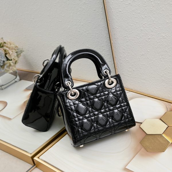 Bộ sưu tập Mini Lady Classic