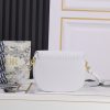 Chiếc túi xách Bobby mới của Dior