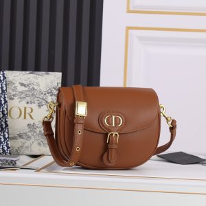 Chiếc túi xách Bobby mới của Dior