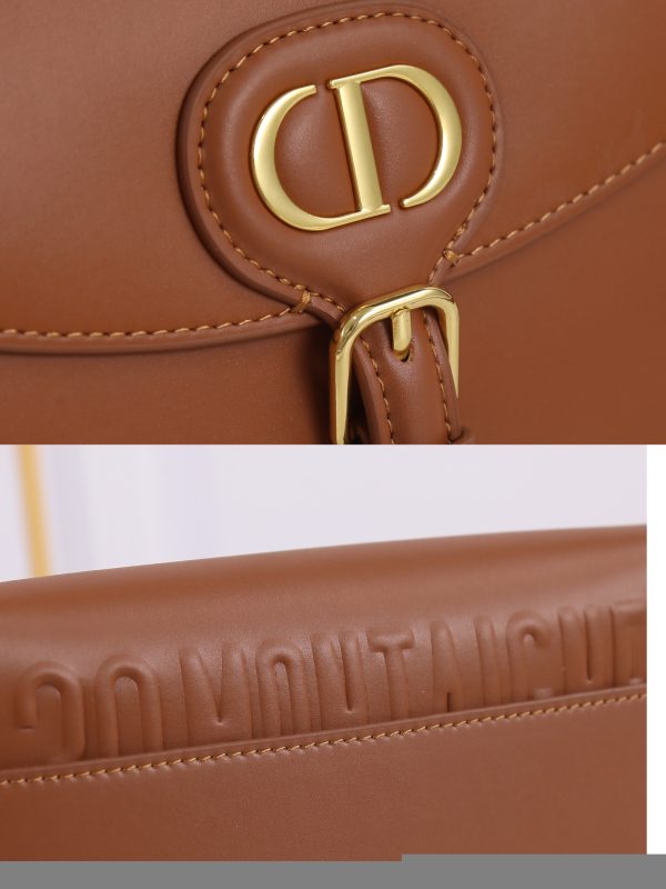 Chiếc túi xách Bobby mới của Dior