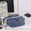 Chiếc túi xách Bobby mới của Dior