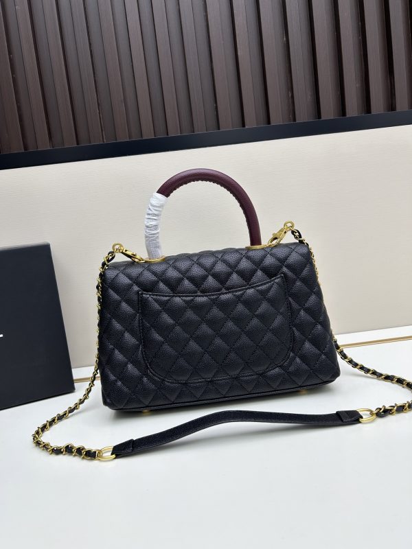 Chanel Coco Handle Ngưu vàng đen