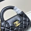 Chanel 23 sợi xích mới của Kelly