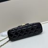 Chanel 23 sợi xích mới của Kelly