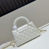 Chanel 23 sợi xích mới của Kelly
