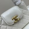 Chanel 23 sợi xích mới của Kelly