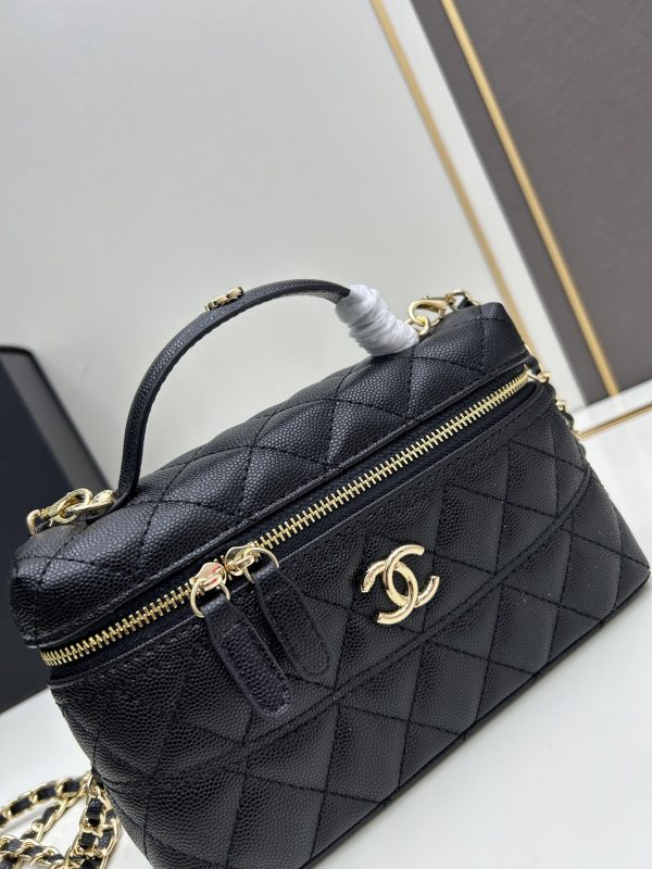 Chanel lp lunch box bag 2025 latest style