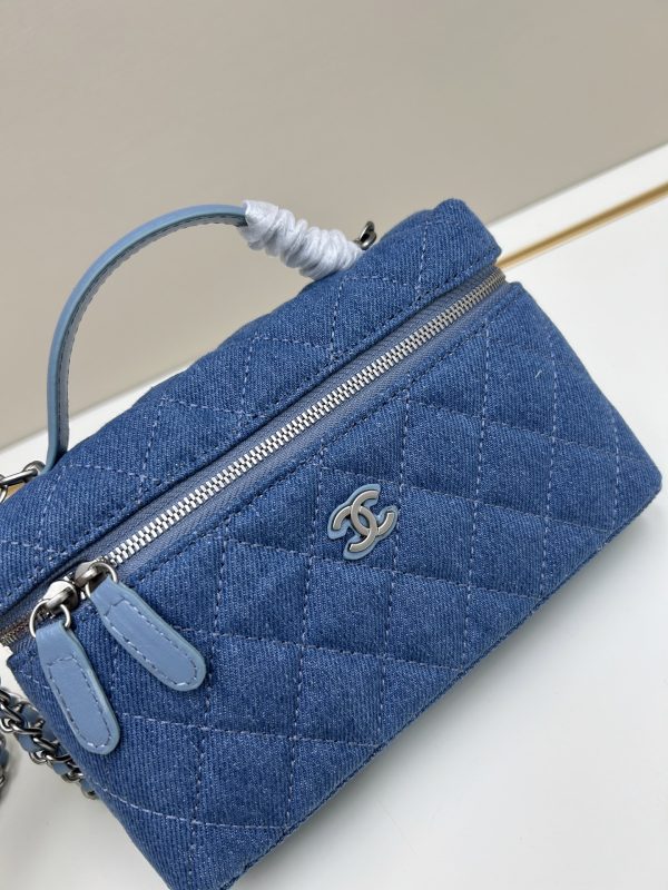 Chanel lp lunch box bag 2025 latest style