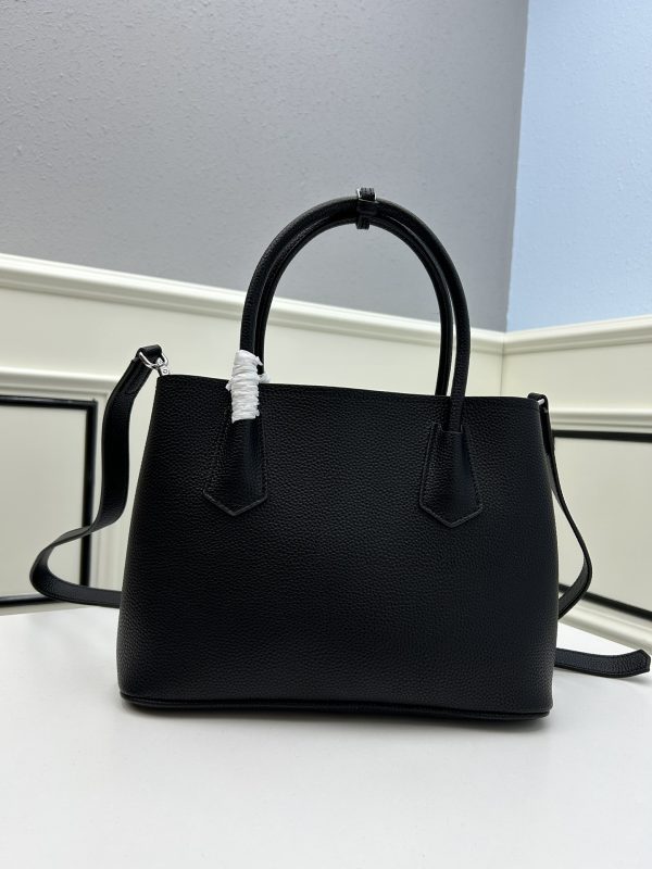 Prada bán túi mua sắm mới DoubleBag Double Series