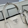 Prada bán túi mua sắm mới DoubleBag Double Series