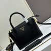 Prada, đôi vai, da bò, đôi tay cầm có thể tháo, đôi tay cầm có thể điều chỉnh, đôi vai có thể tháo