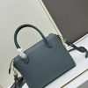 Prada, đôi vai, da bò, đôi tay cầm có thể tháo, đôi tay cầm có thể điều chỉnh, đôi vai có thể tháo