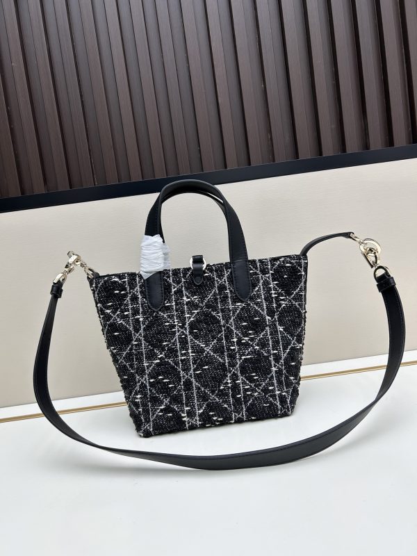 Dior Toujours / Túi xách tay theo chiều dọc
