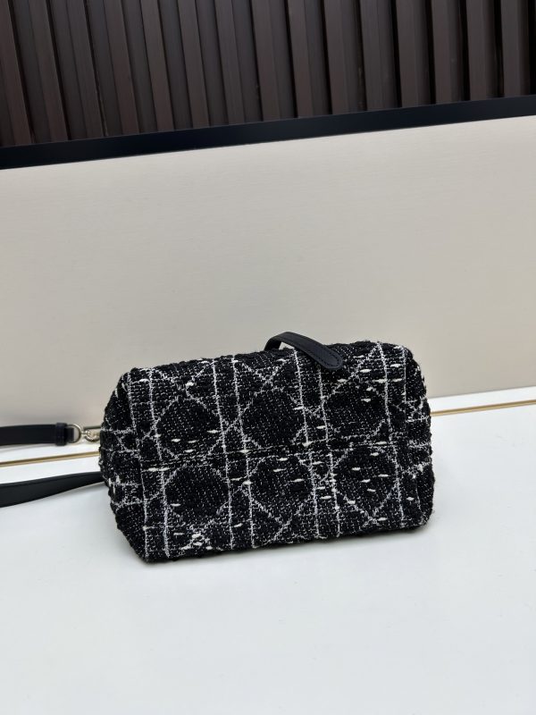 Dior Toujours / Túi xách tay theo chiều dọc