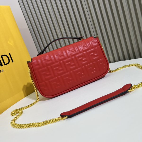 BAGUETTE handbag, delicate cowhide 3D relief double F.