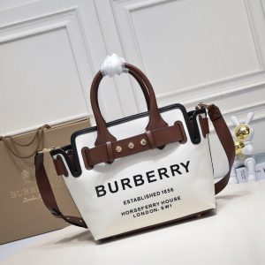 Burberry, ba cái đinh, một túi Tottenham