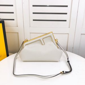 Toàn mạng điên cướp FEND1 First vải hoa cũ / vật liệu da bò Napa mềm (mây bao bì) (复制)