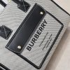 Burberry, hai màu vải vải bạt, da thú Freya Ý, túi Tottenham