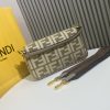 Bộ da đầu hiện tại 2022, chiếc túi mới nhất của Fendi