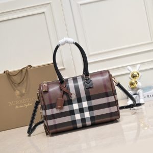 chiếc túi bowling mới nhất của burberry