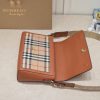 Túi da xốp khéo léo của Burberry với sọc Vintage